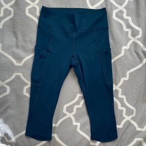 Athleta women’s Deep Blue Leggings